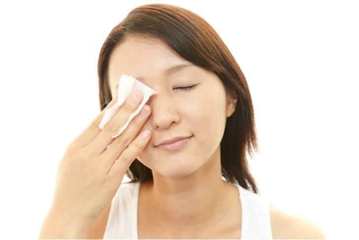 VYSEO est une gamme de dispositifs médicaux destinés aux soins des yeux et des paupières.